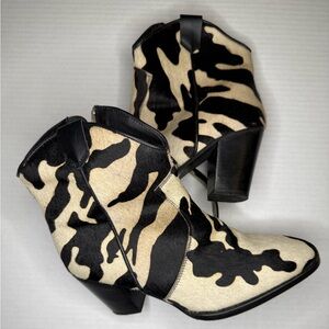Idyllwind Black and Cream Ankle Boots